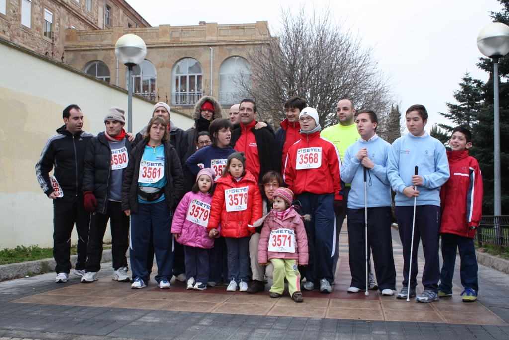 Deportistas de Aviva en la San Silvestre del pasado año